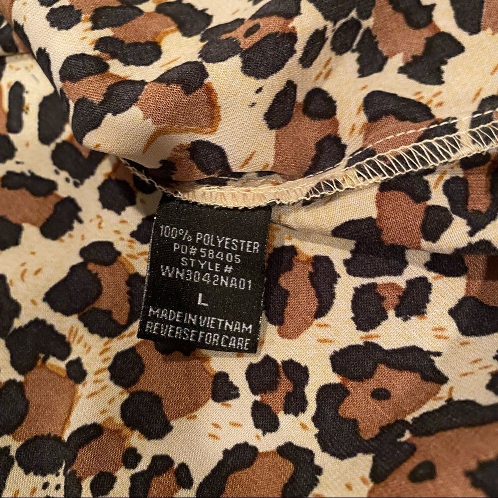 Timing Leopard Shirt  - Picture 11 of 11